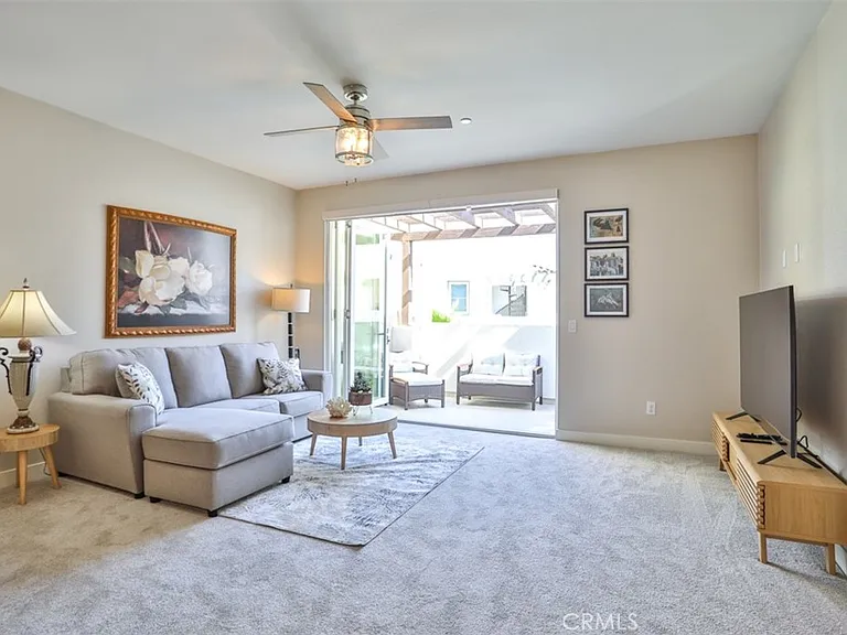 3318 Doheny Way — Photo 11