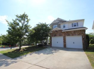 4007 Remington Oaks Cir, Cary, NC 27519