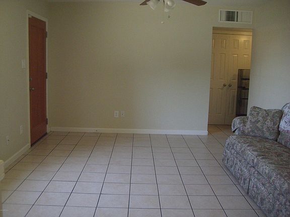 4th image of 1519 W 1st Pl