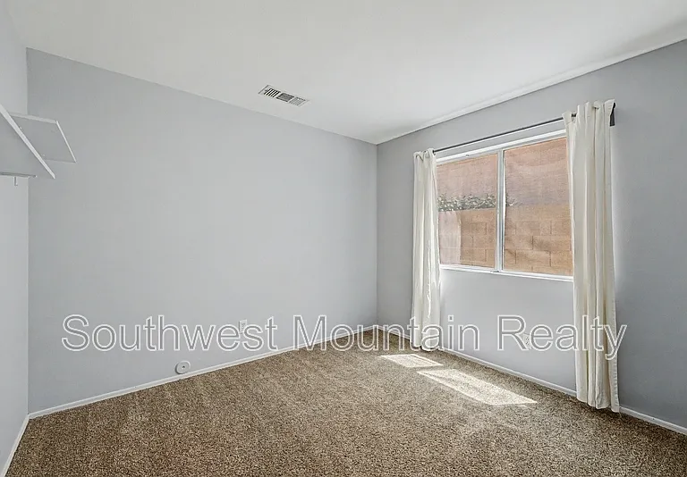 649 S Banning — Photo 22