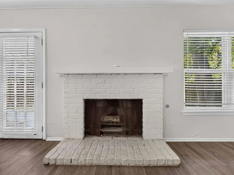 2107 N Red Cedar Cir — Photo 6