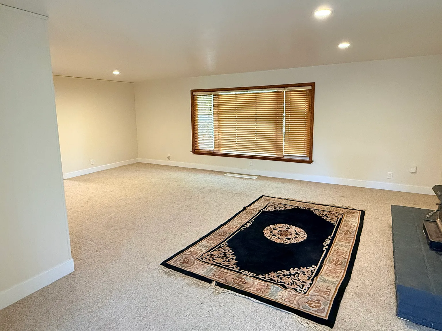 3 bed, 1784 sqft, $2,500 — Photo 3