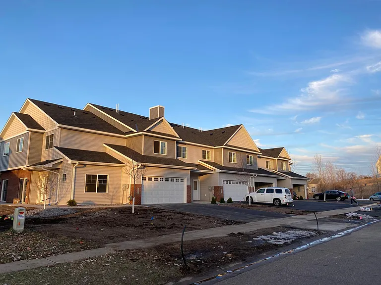5828 Overlook Ln — Photo 1