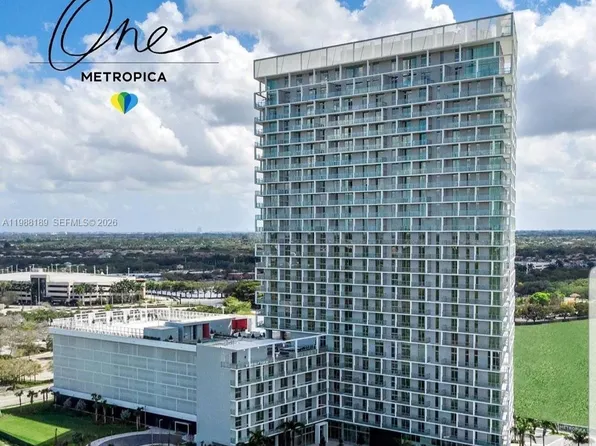 2000 Metropica Way #201, Fort Lauderdale, FL 33323