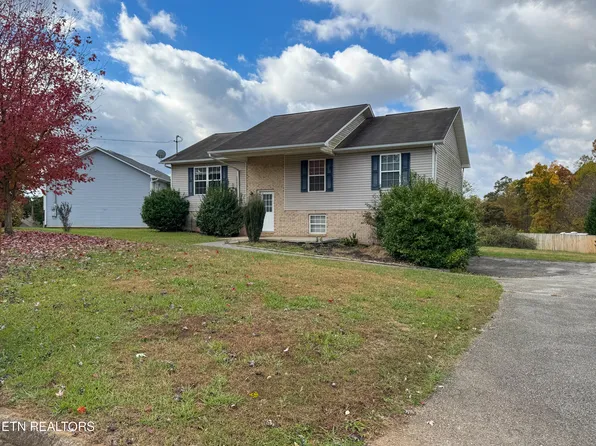 4543 Winslow Dr, Strawberry Plains, TN 37871