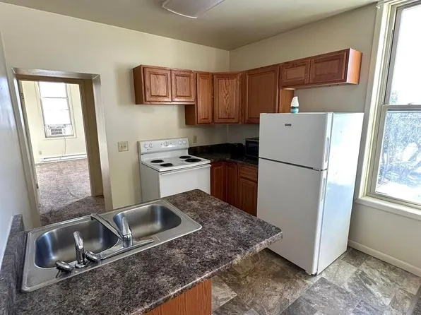 820 York St., 820 York St #1/2, Quincy, IL 62301