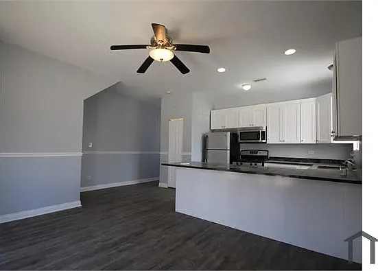 911 S Sacramento Blvd #1 — Photo 2
