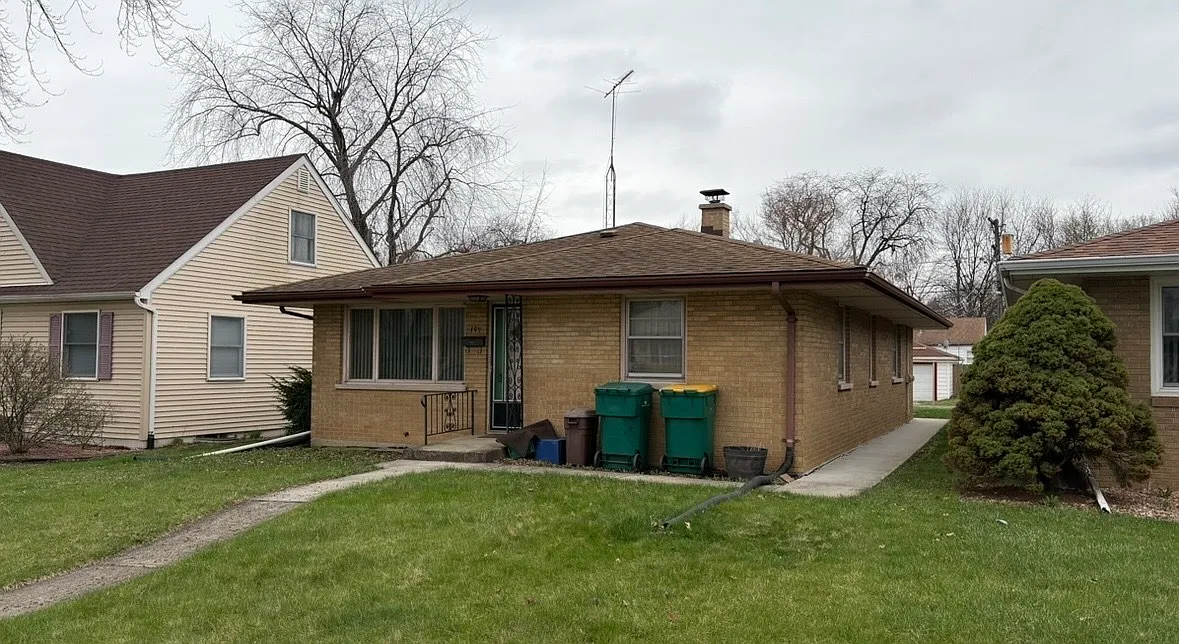 109 Reedwood Dr photo 1