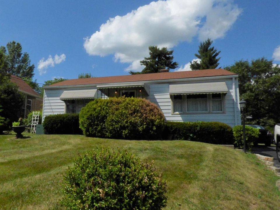 1st image of 754 W Seymour Ave