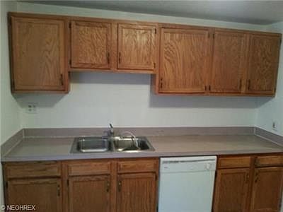4th image of 4878 Banbury Ct APT 14