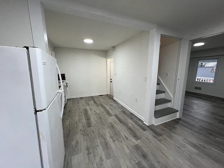 216 Craig Ave — Photo 14