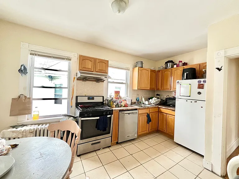 110 Murdock St #2 — Photo 13