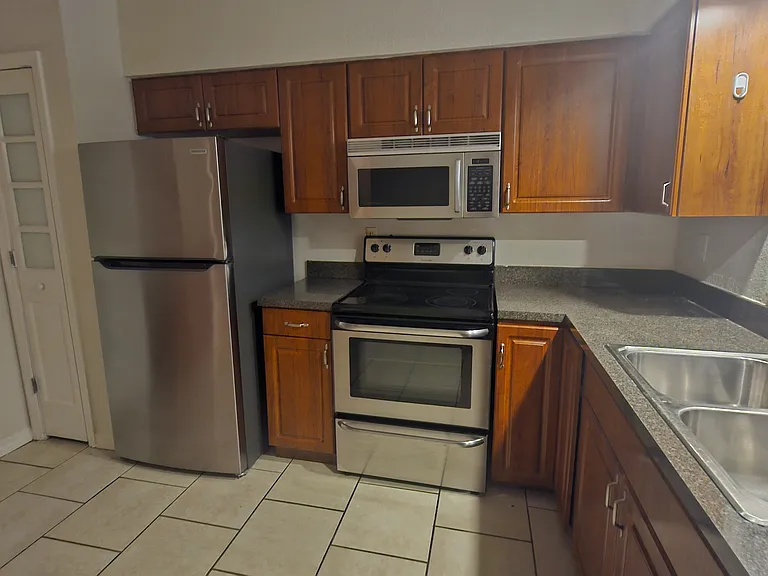 11710 Wesson Cir W — Photo 1