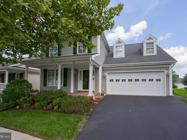 524 Thornberry Ln, Lititz, PA 17543