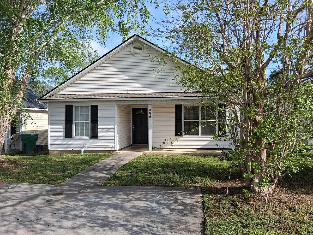 Building Photo - 3027 Schroer Dr