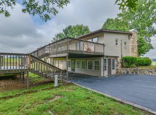 594 Buckingham Rd, Gray, TN 37615