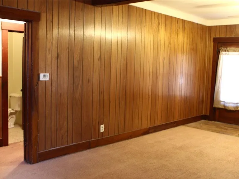 220 E Washington St — Photo 5