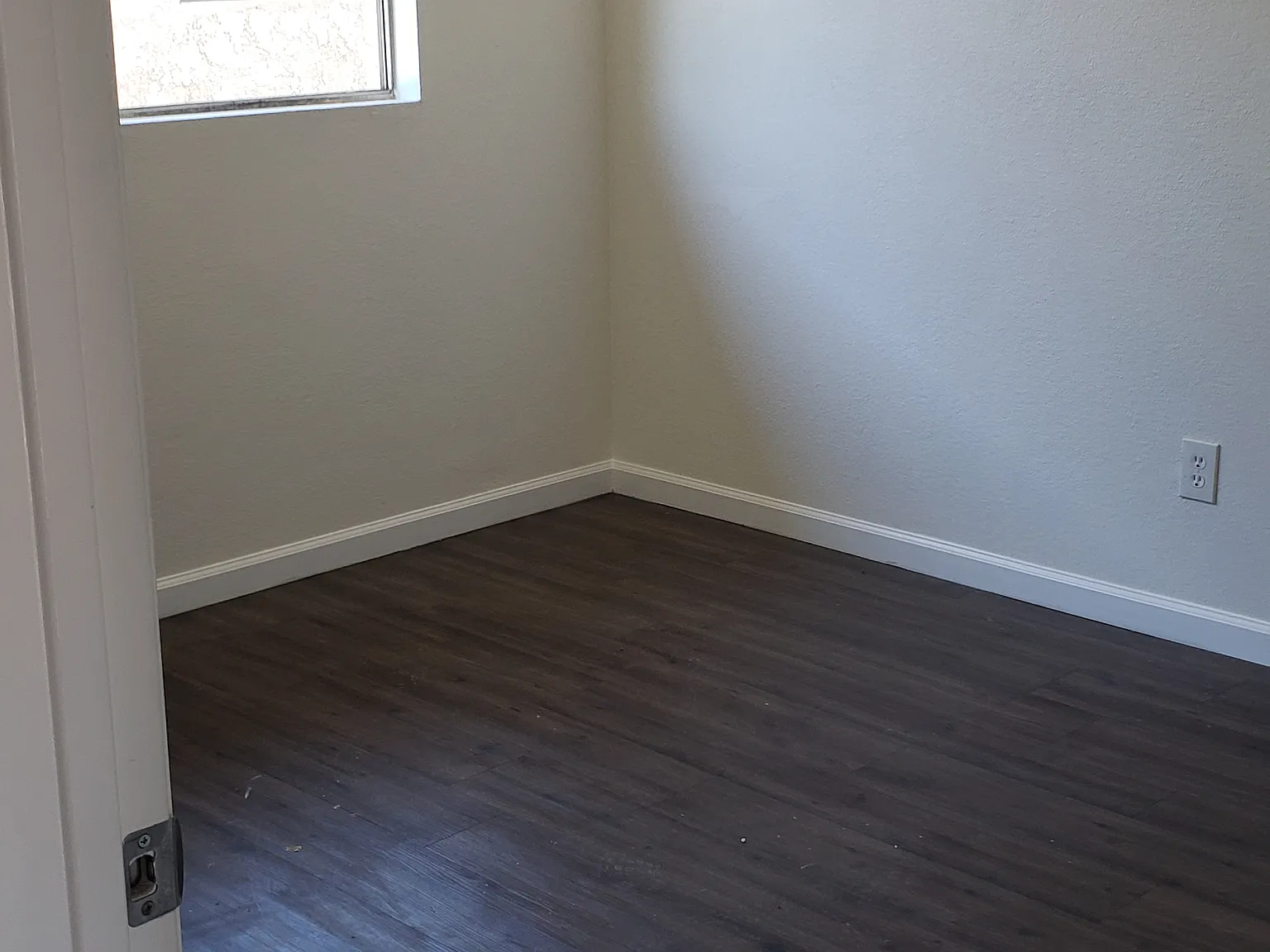 2 bed, 900 sqft, $1,250 — Photo 4