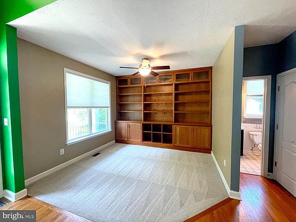 2nd image of 21520 Willis Wharf Ct