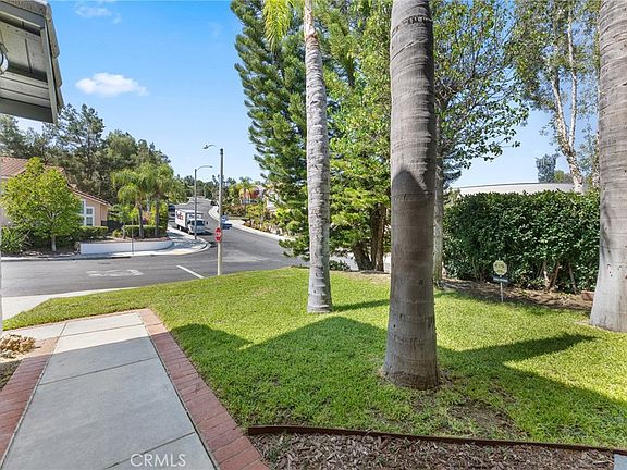 5th image of 2302 Ridgeview Ave