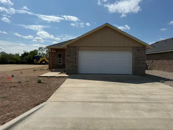 3041 Walnut Hill Dr, San Angelo, TX 76904