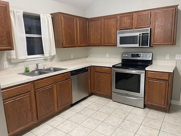 3rd image of 6910 Westover Way