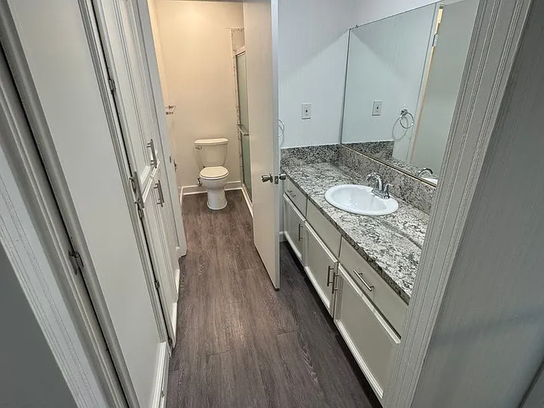 Lauren Garden Villas — Photo 19