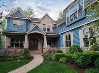 102 Elm St, Prospect Heights, IL 60070