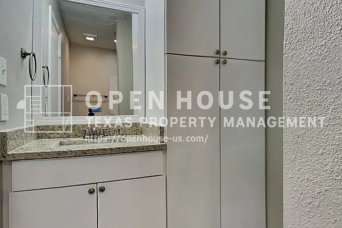 16854 Gleneagle Dr N — Photo 19