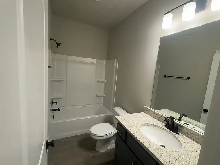 222 Norwell Ln — Photo 19