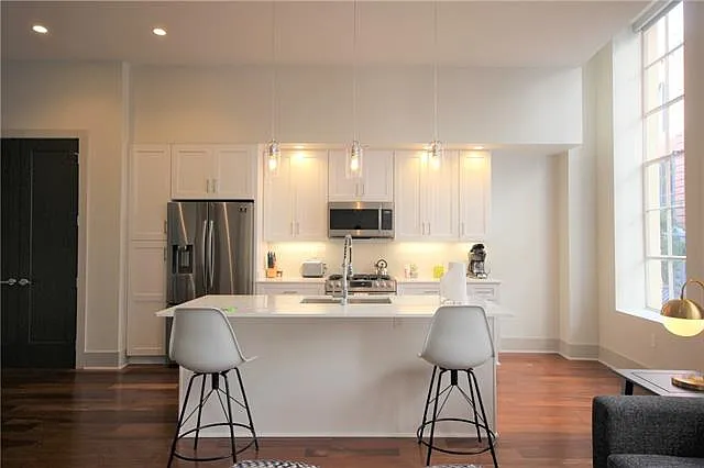 820 Union St #202 — Photo 10