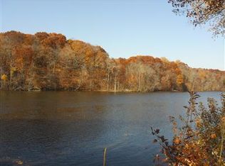 2210 Riverwalk Dr, Niles, MI 49120