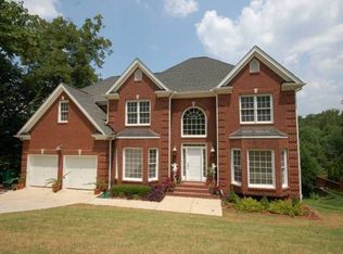 570 Calaveras Dr, Sandy Springs, GA 30350
