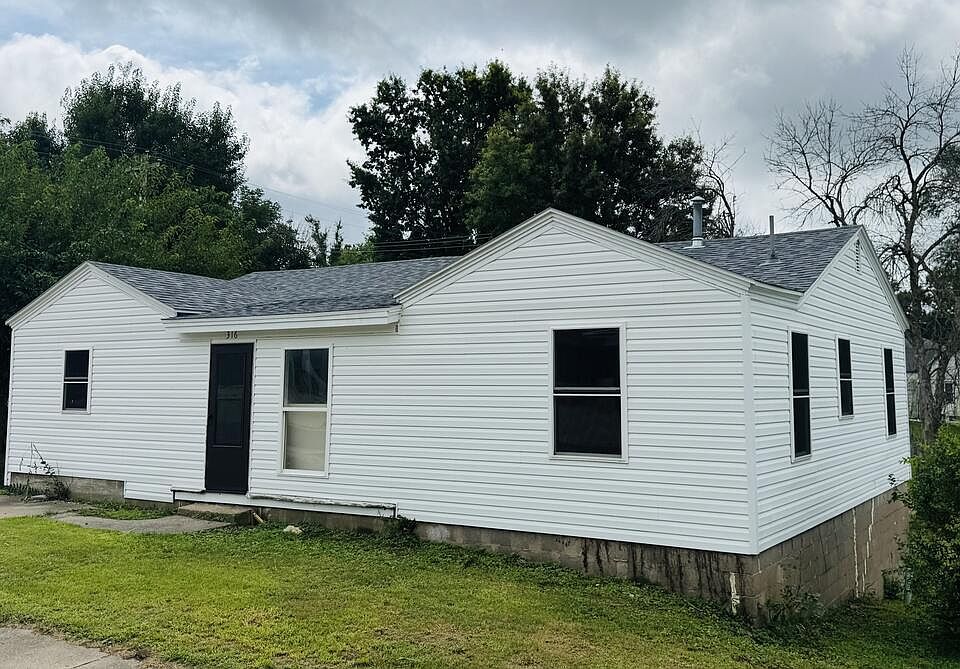 1st image of 316 W 3rd St