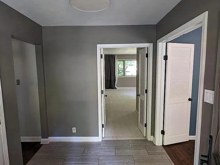 8238 Taunton Rd — Photo 5