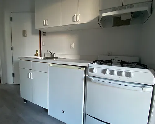 Rented by REAL New York | media 7