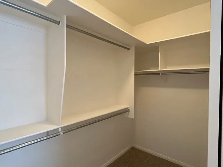 7959 Nookfield Dr — Photo 18