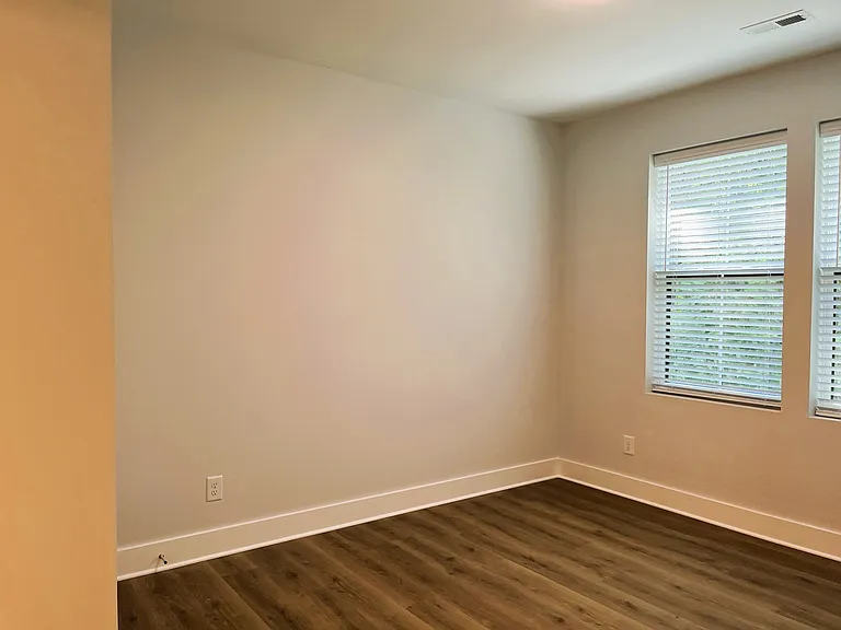 1516 Jones Ave — Photo 28