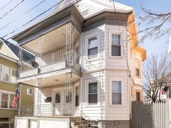 26-28 Salem St #3, Salem, MA 01970