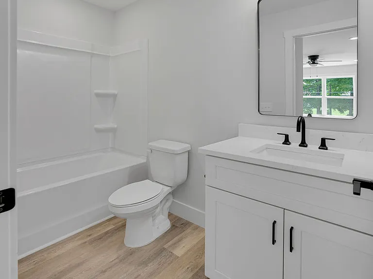521 S Brady Ave — Photo 13