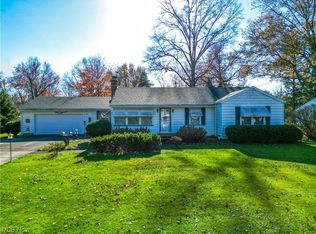 317 Wildwood Dr, Youngstown, OH 44512