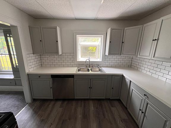 5th image of 3040 E 126th St #1
