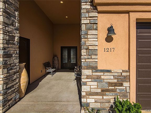 3rd image of 1217 Coghill Court