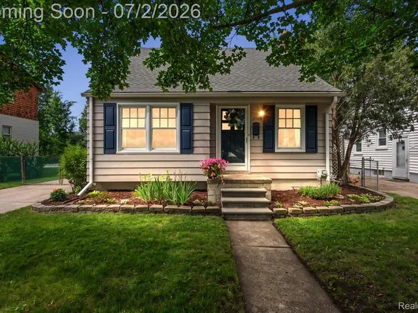 1706 Princeton Rd, Berkley, MI 48072