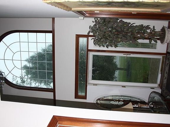 2nd image of 3520 Bay Hill Dr