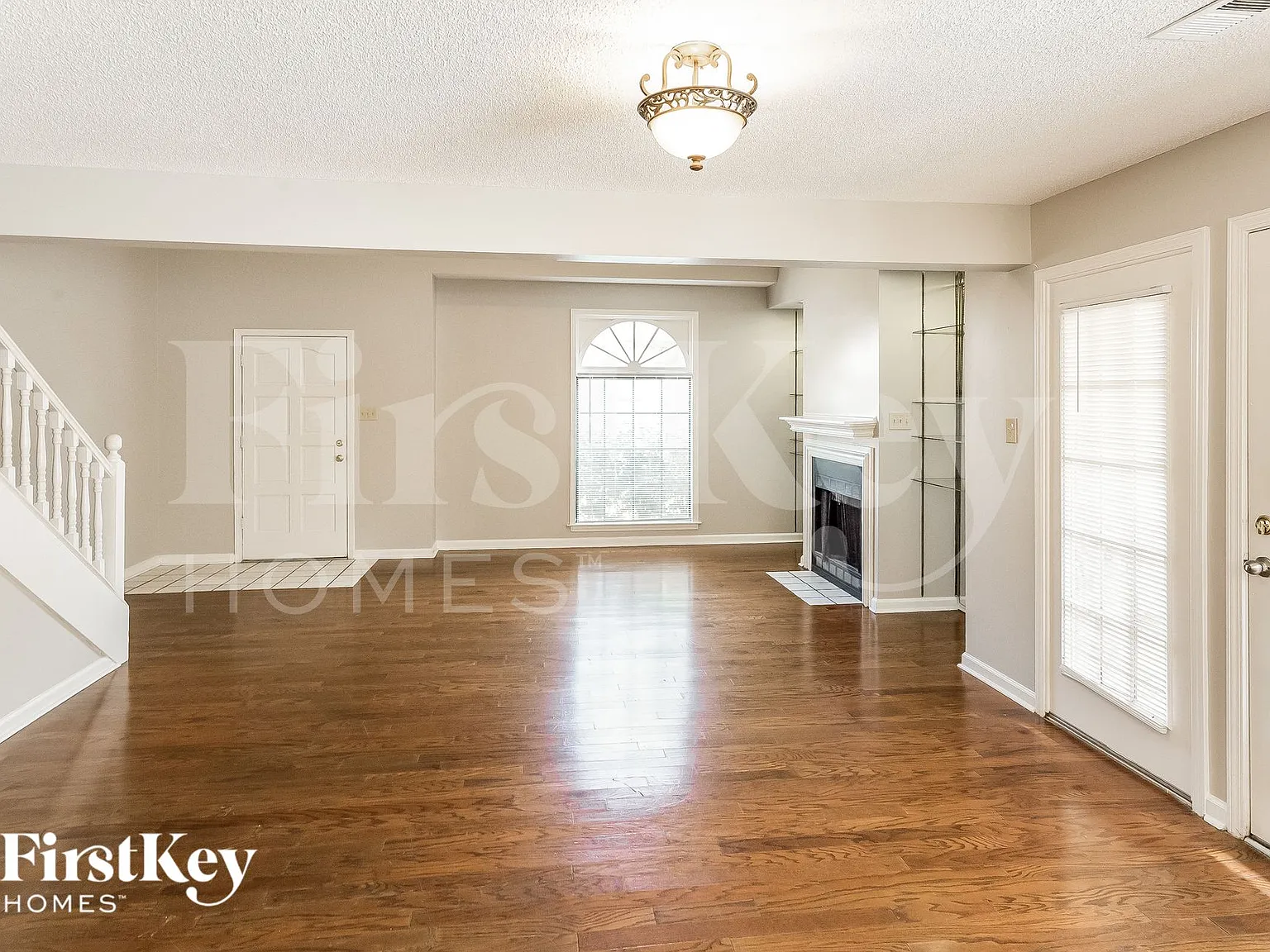 3 bed, 2.0 bath, 1764 sqft, $1,890 — Photo 4