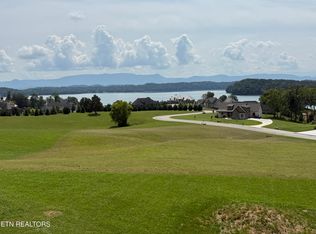 Majestic Cir, Dandridge, TN 37725