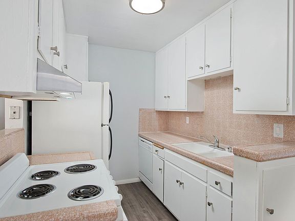 4th image of 5713 Hazeltine Ave APT 3