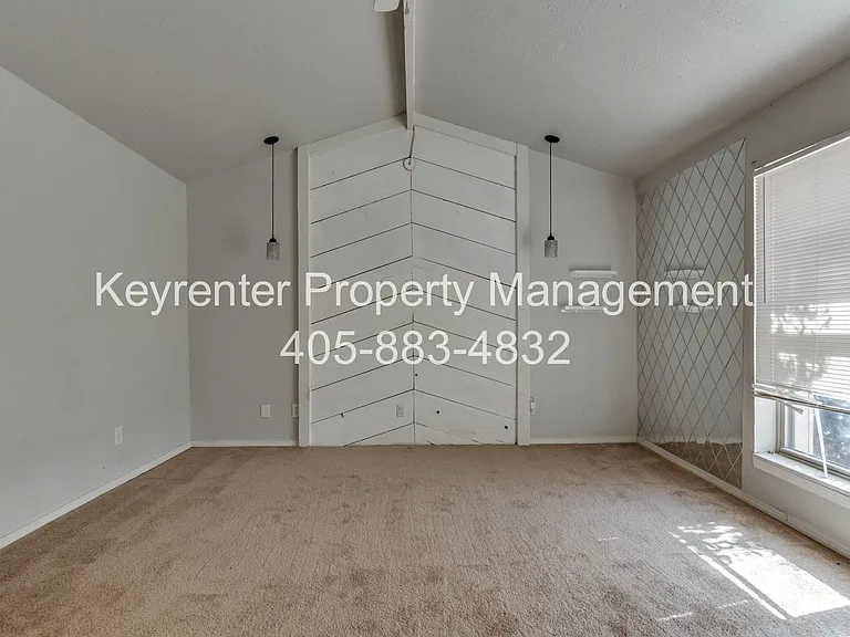 6913 Fawn Canyon Dr — Photo 24