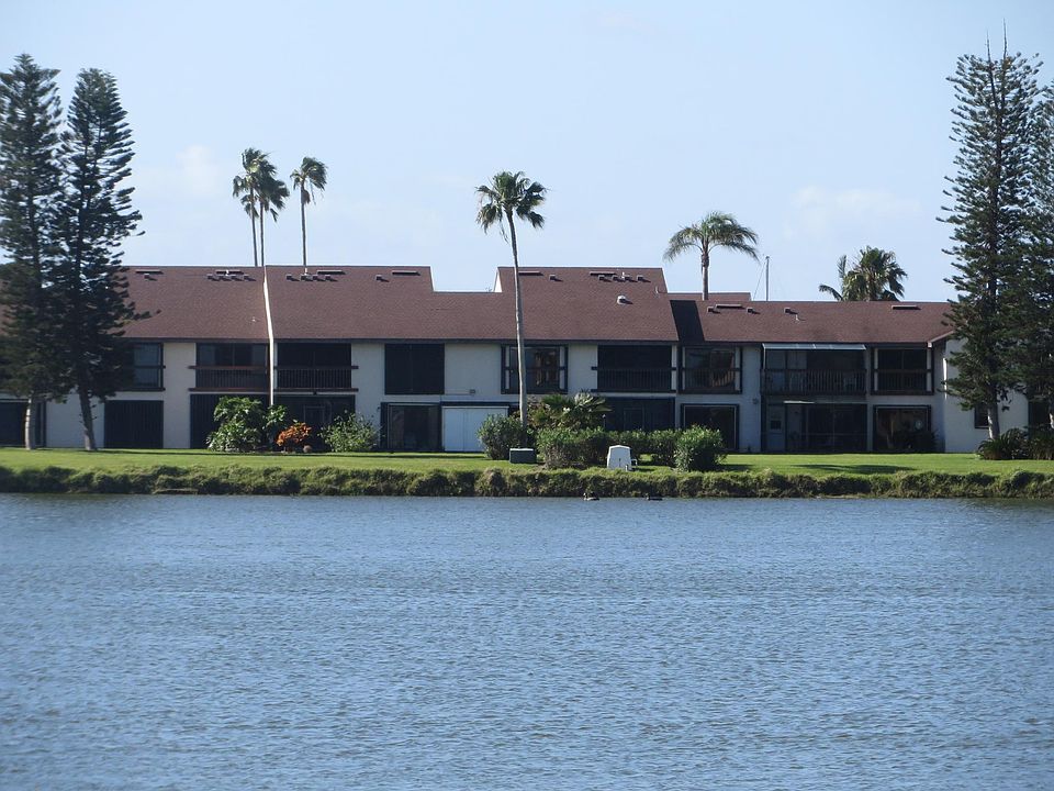 1st image of 3210 S Lakeview Cir #3104